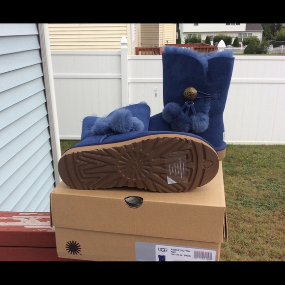 UGG BAILEY BUTTON PUFF - Picture 5 of 8